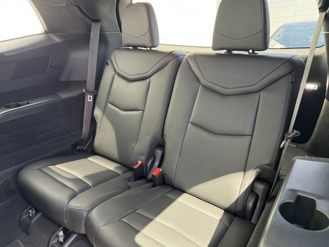 Vehicle image 12 of 33