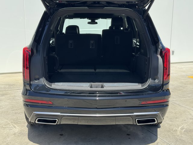 Vehicle image 9 of 33