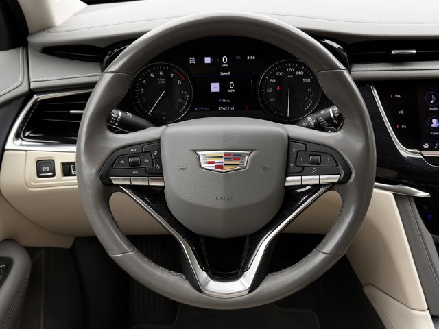 Vehicle image 17 of 36