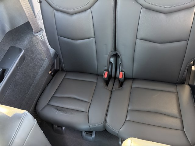 2024 Cadillac XT6 Sport Image 11 of 30