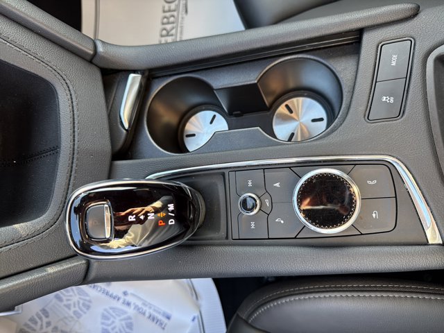 2024 Cadillac XT6 Sport Image 17 of 30