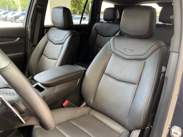 Vehicle image 16 of 34