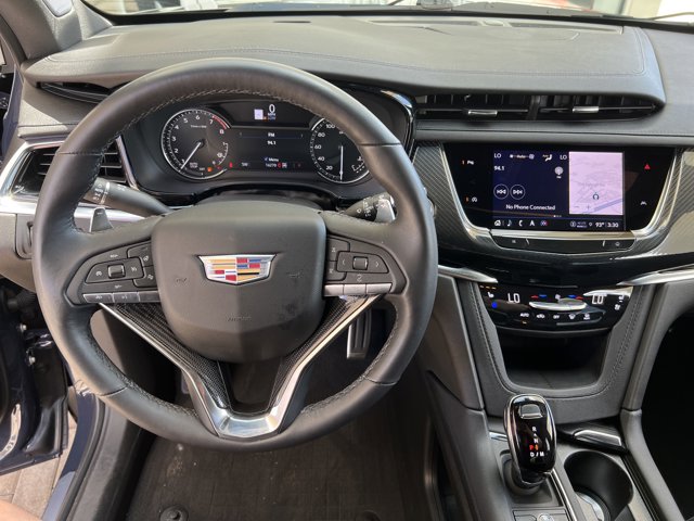 Vehicle image 17 of 34