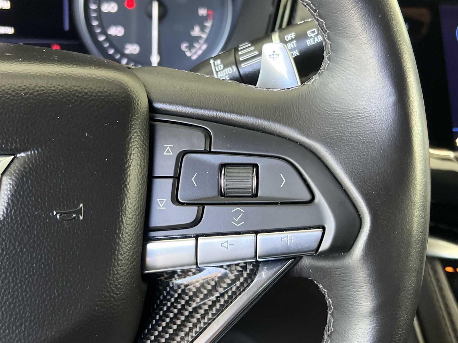 Vehicle image 29 of 36