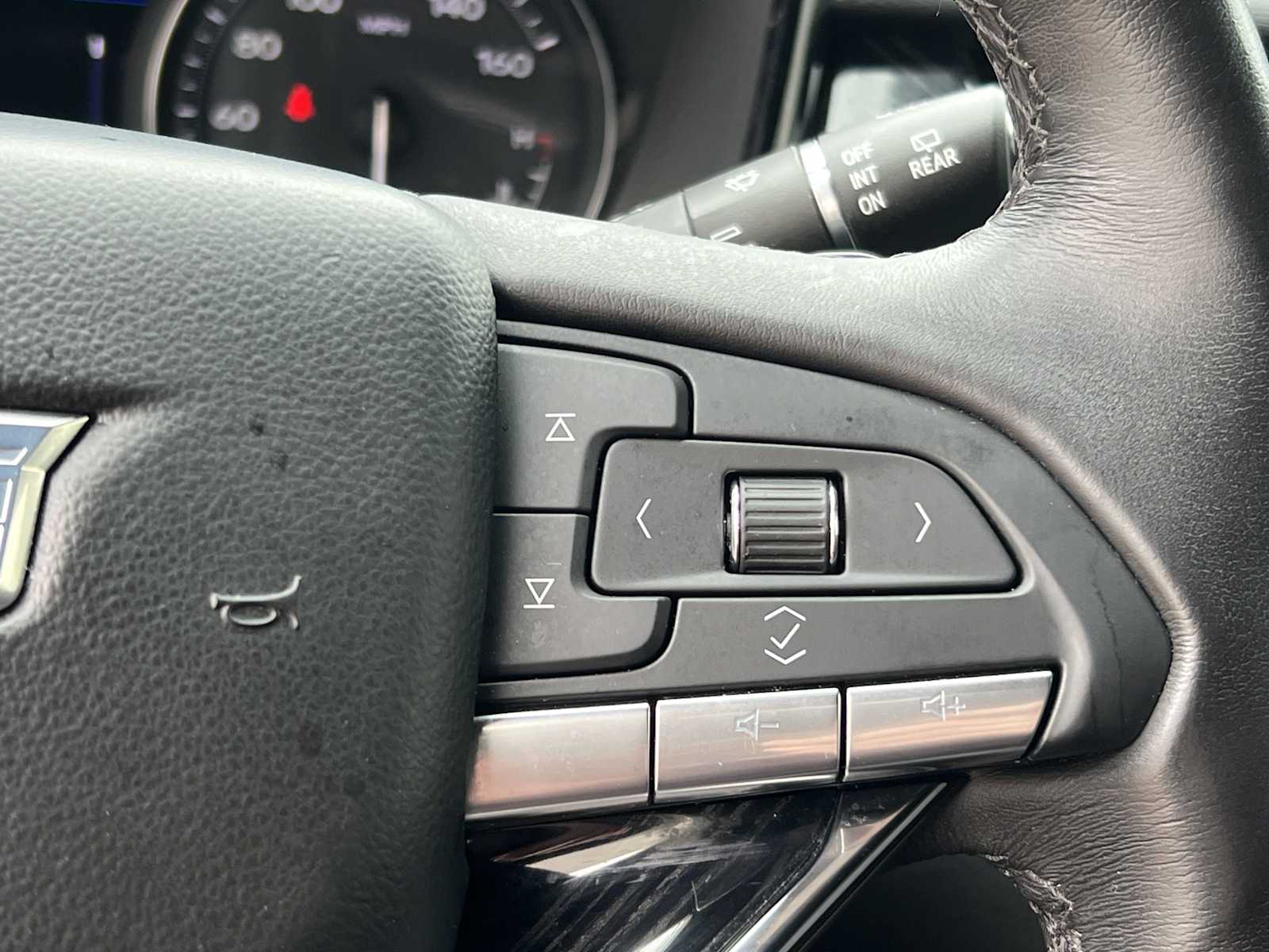 Vehicle image 18 of 35