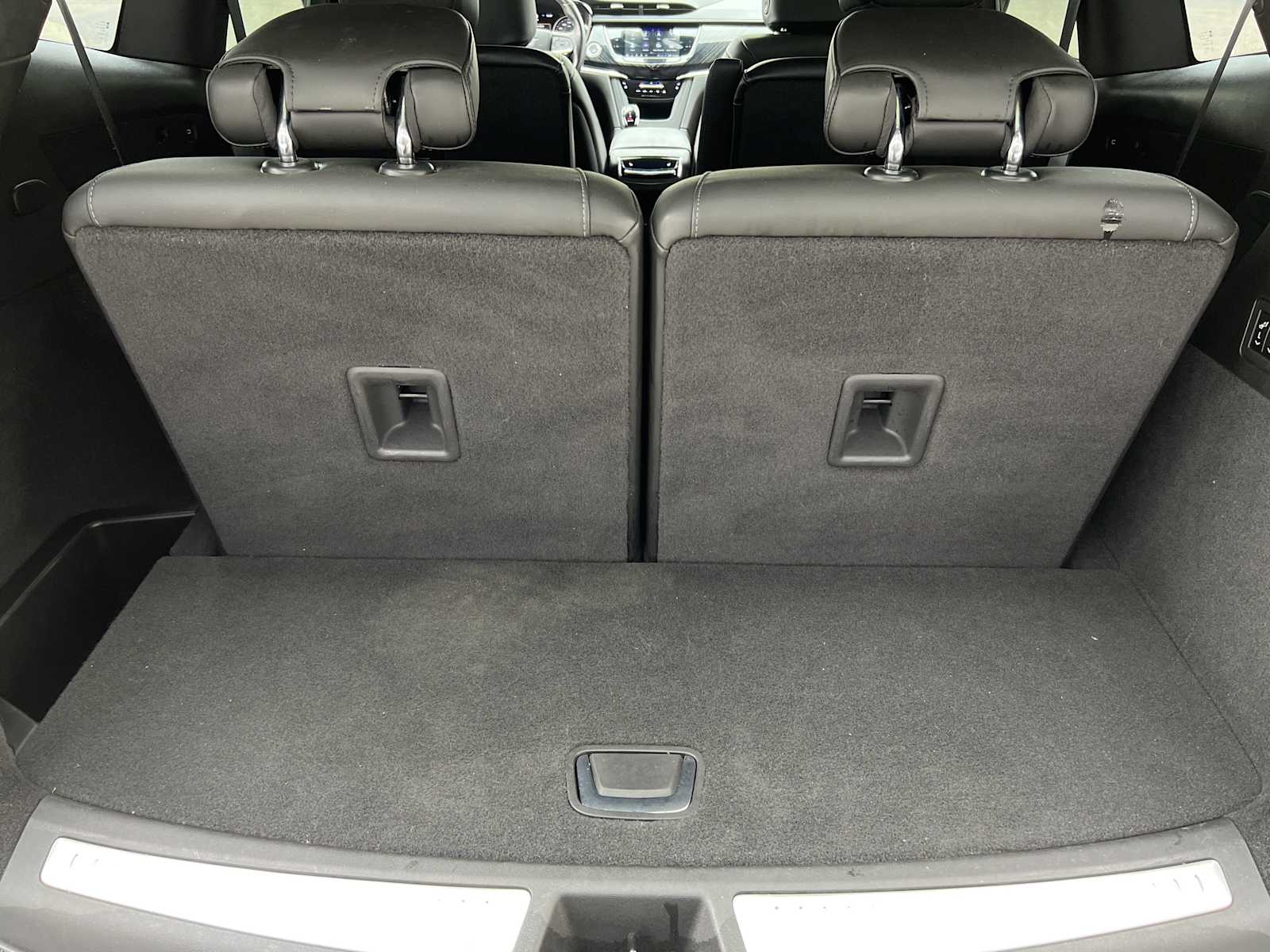 Vehicle image 31 of 35