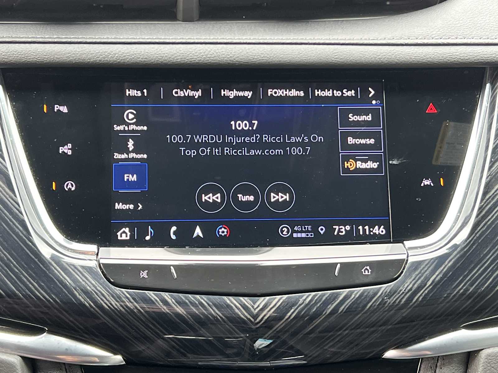 Vehicle image 21 of 35