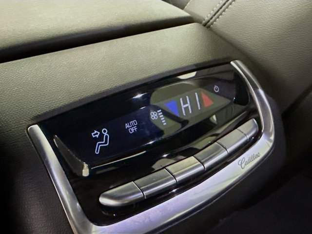 2024 Cadillac XT6 FWD Luxury Image 27 of 36