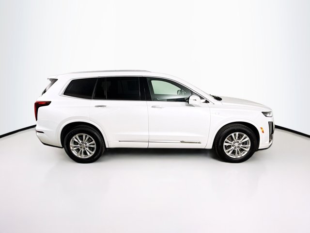 2024 Cadillac XT6 FWD Luxury Image 4 of 36