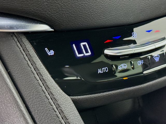 2024 Cadillac XT6 FWD Luxury Image 32 of 36