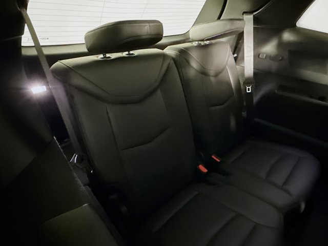 2024 Cadillac XT6 FWD Luxury Image 13 of 36