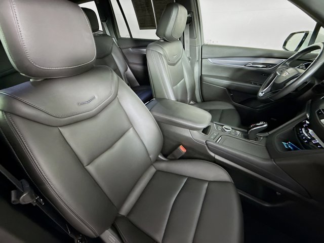 2024 Cadillac XT6 FWD Luxury Image 14 of 36