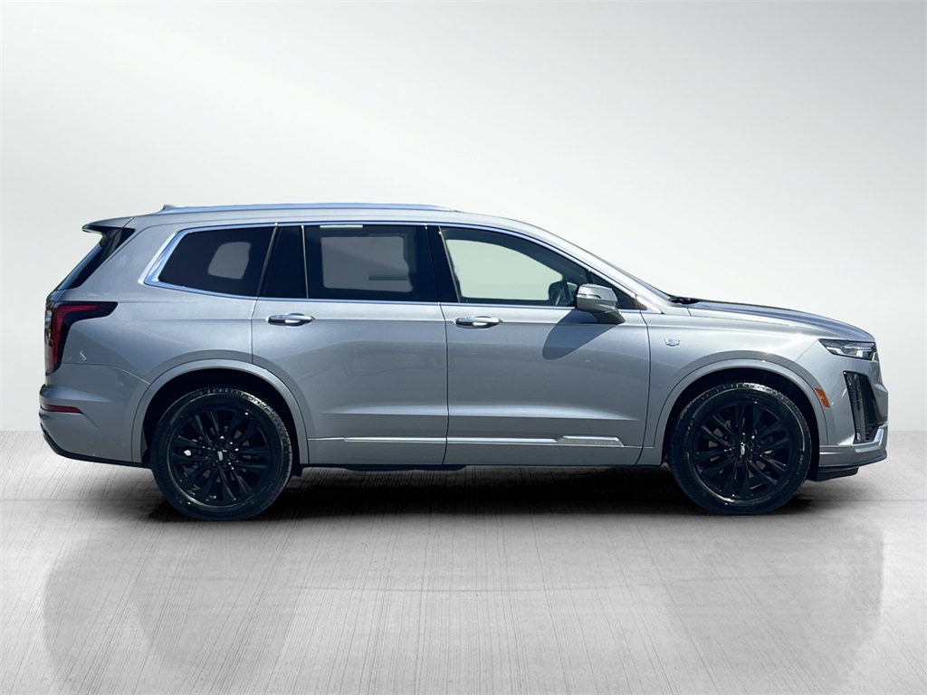 Vehicle image 4 of 35
