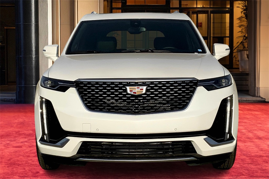 Vehicle image 2 of 35