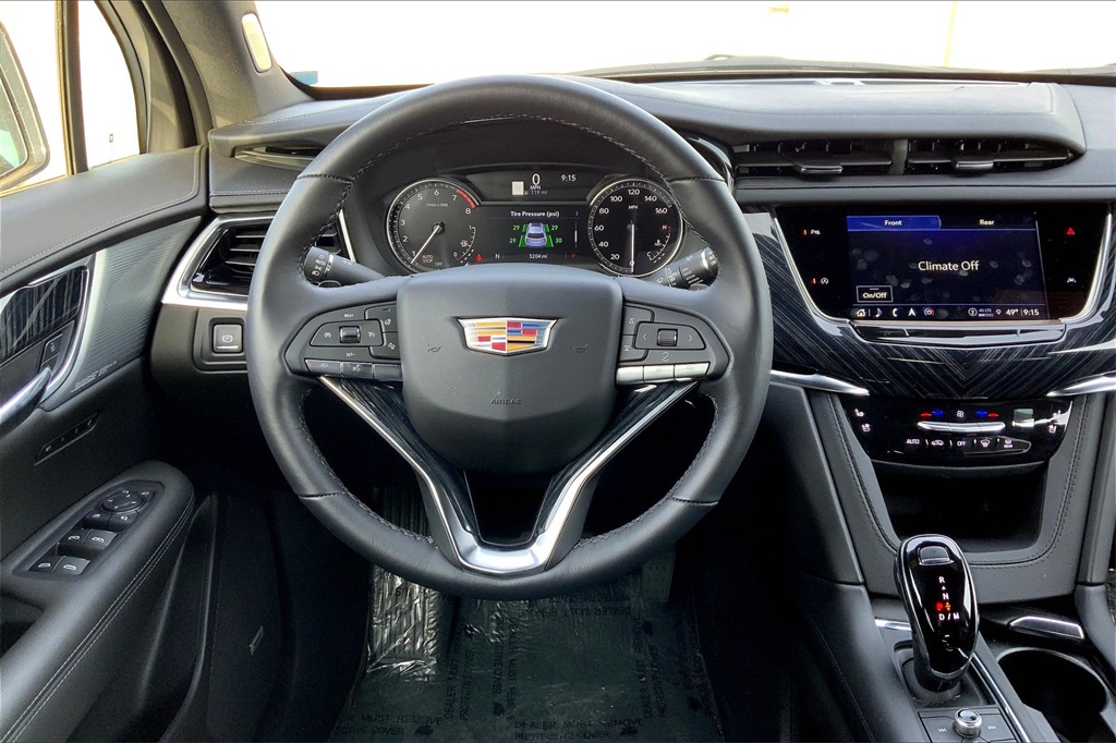 Vehicle image 22 of 35