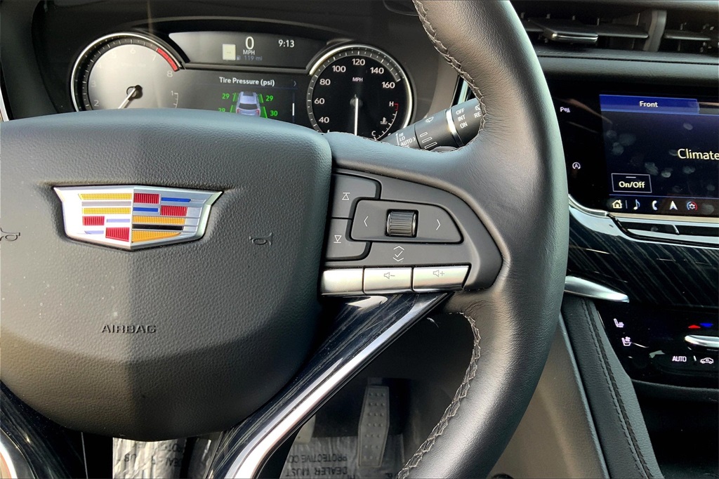 Vehicle image 24 of 35