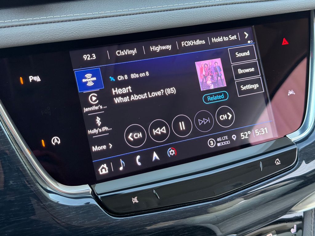 2024 Cadillac XT6 Premium Luxury Image 23 of 45