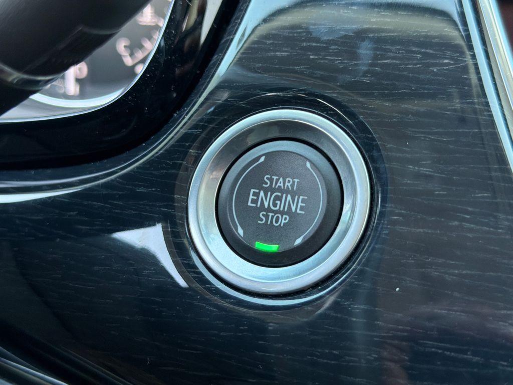 2024 Cadillac XT6 Premium Luxury Image 29 of 45