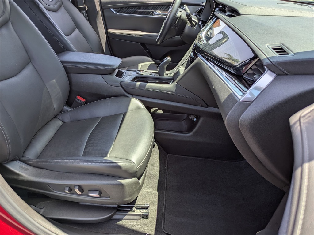 Vehicle image 29 of 31