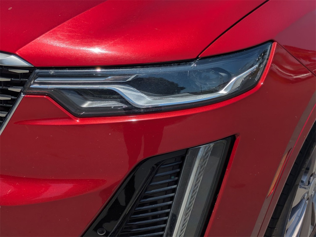 Vehicle image 11 of 31