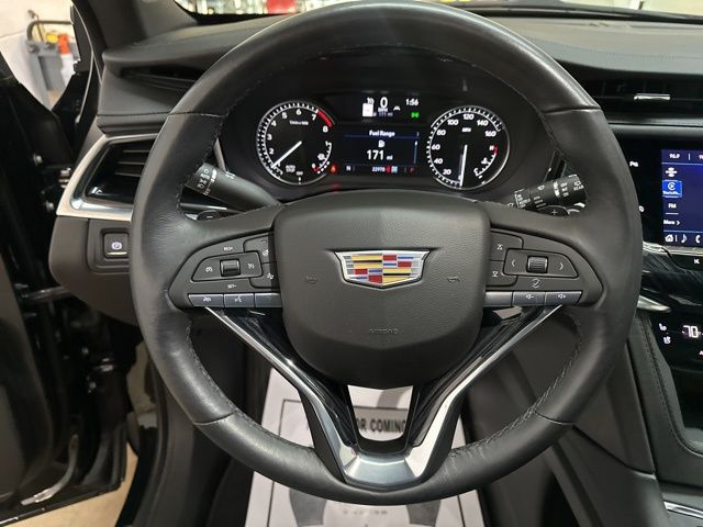Vehicle image 29 of 32