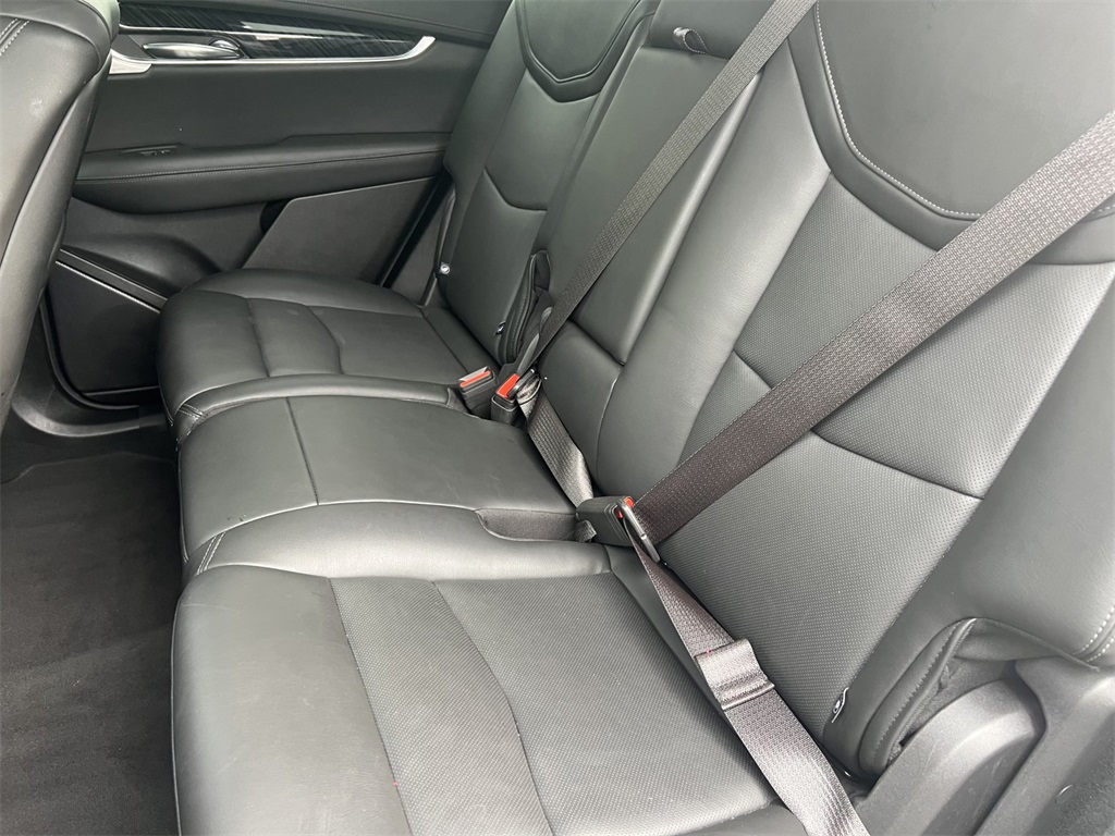 Vehicle image 12 of 31