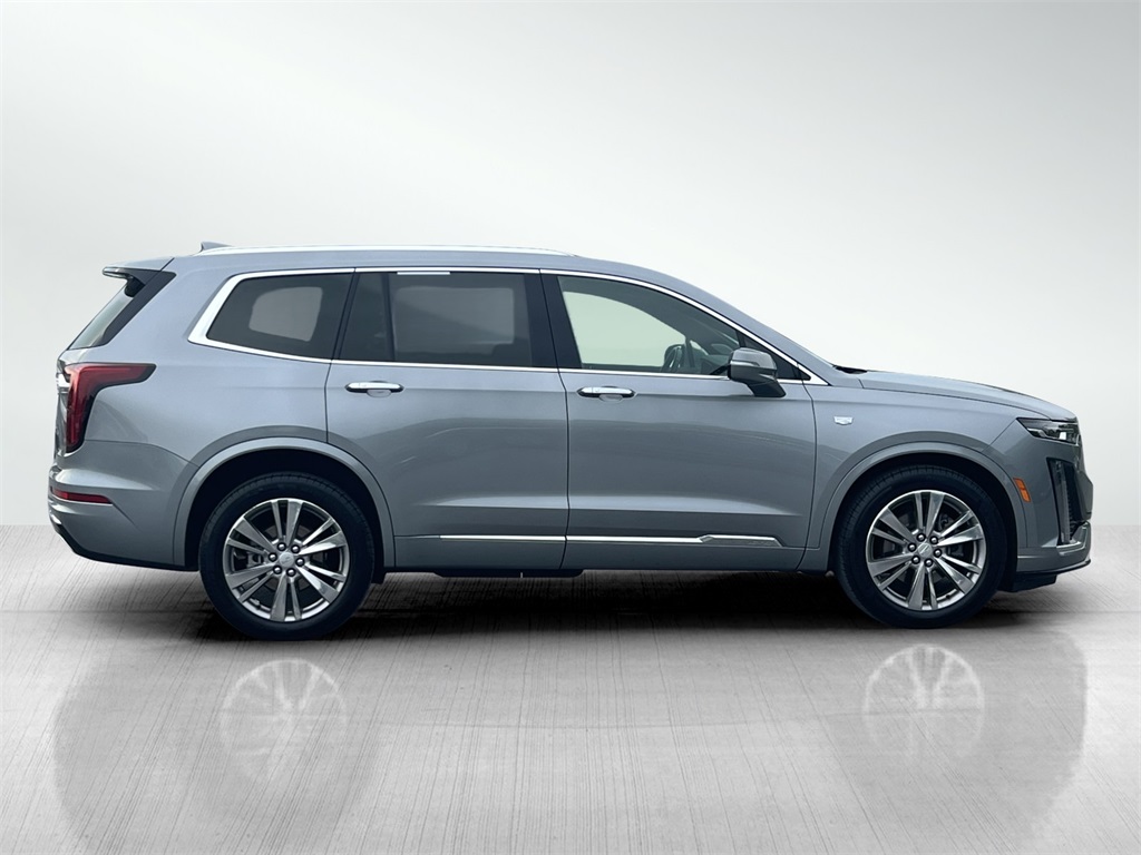 Vehicle image 4 of 31
