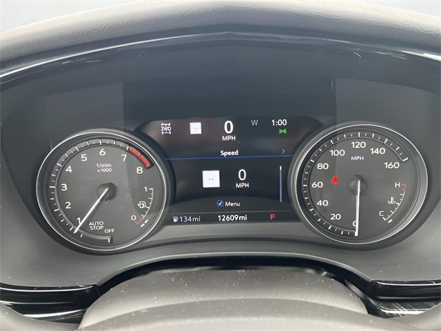 Vehicle image 15 of 19