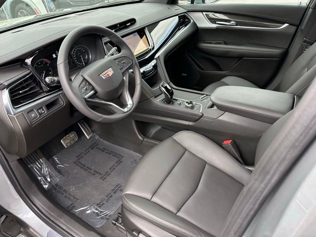 Vehicle image 12 of 42