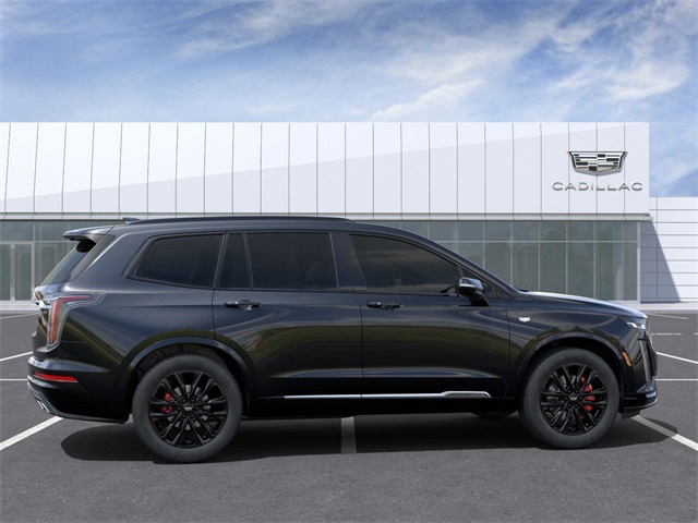 Vehicle image 4 of 24