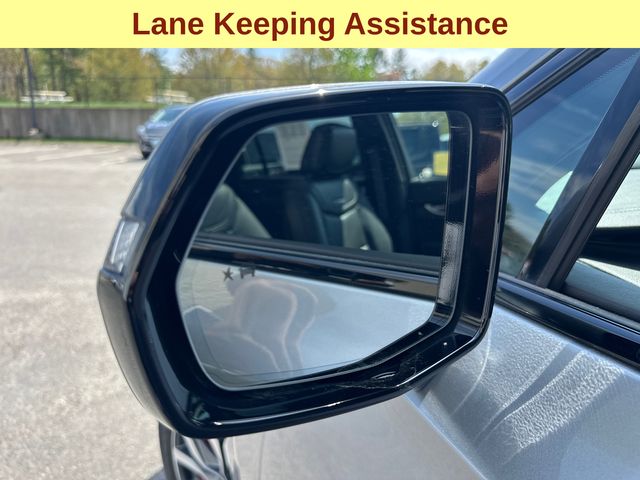 Vehicle image 10 of 30