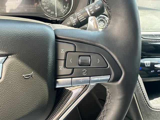 Vehicle image 24 of 30