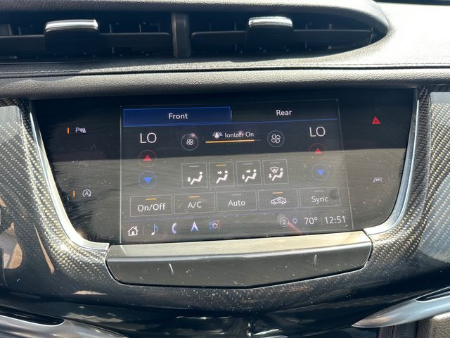 Vehicle image 25 of 30