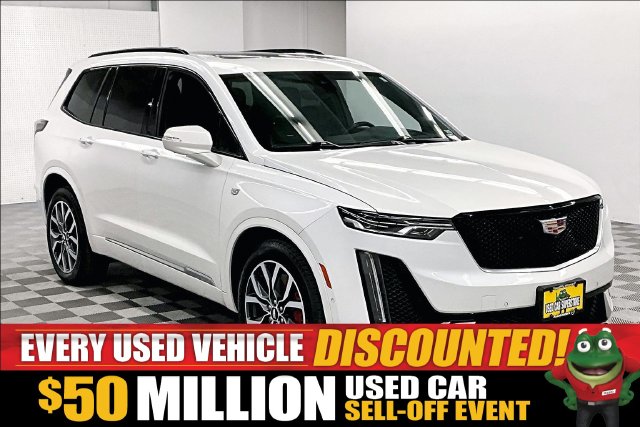 2024 Cadillac XT6 Sport Image 3 of 44