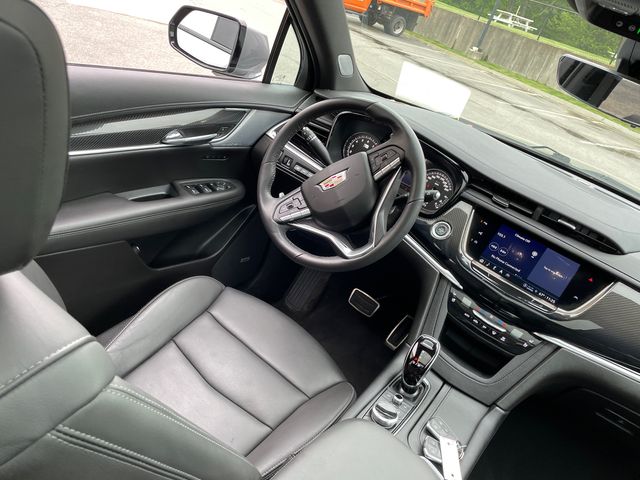 Vehicle image 23 of 45