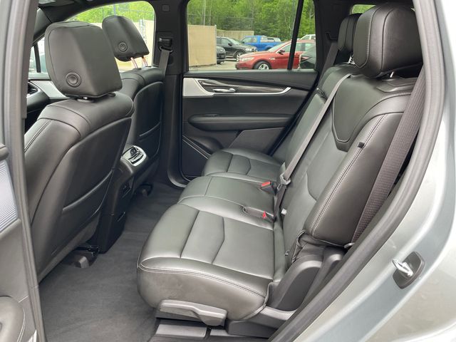 Vehicle image 19 of 45