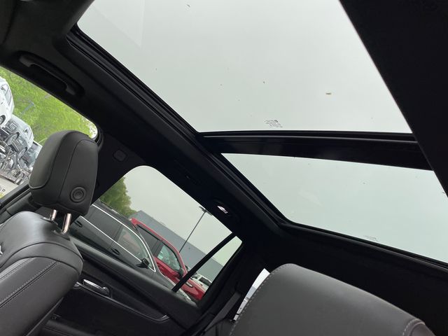 Vehicle image 40 of 45