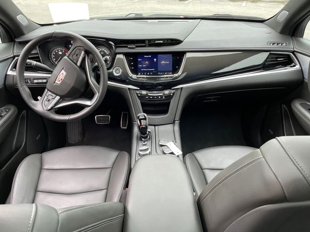 Vehicle image 22 of 45