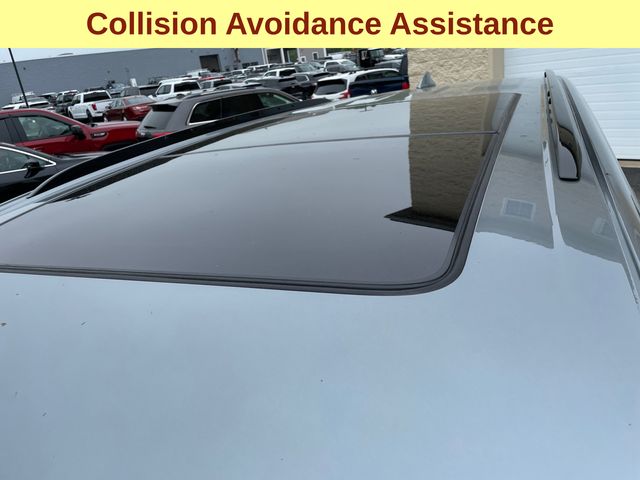 Vehicle image 9 of 45