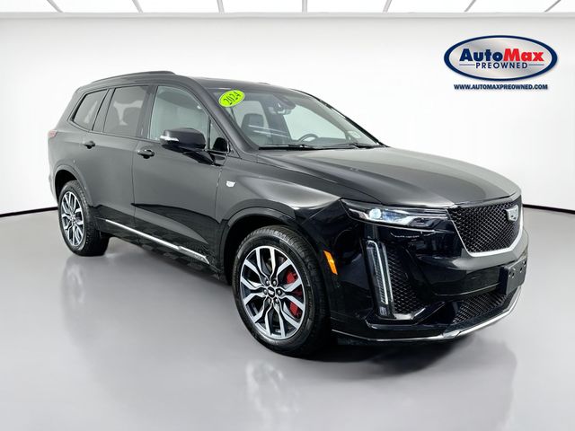 2024 Cadillac XT6 Sport Image 3 of 33