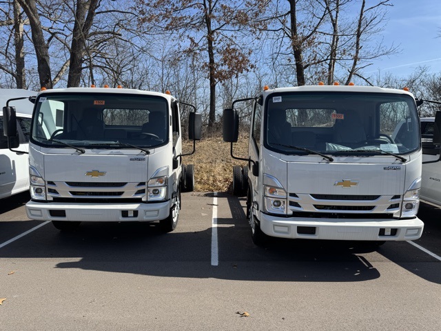 2024 Chevrolet 4500 HG LCF Gas Base Image 3 of 18