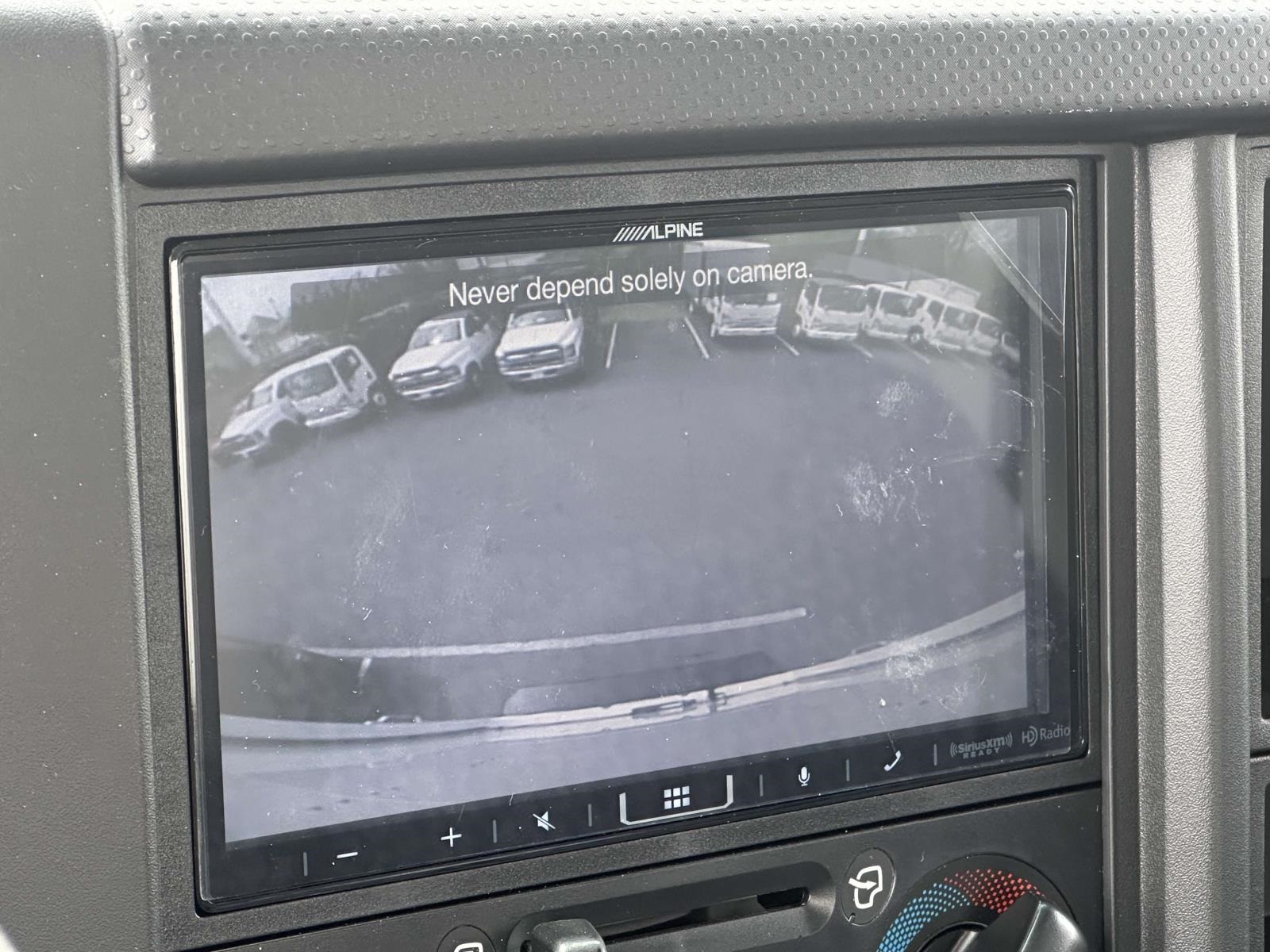 2024 Chevrolet 4500 HG LCF Gas Base Image 15 of 24