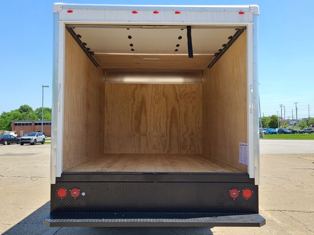 2024 Chevrolet 4500 HG LCF Gas Base Image 10 of 28