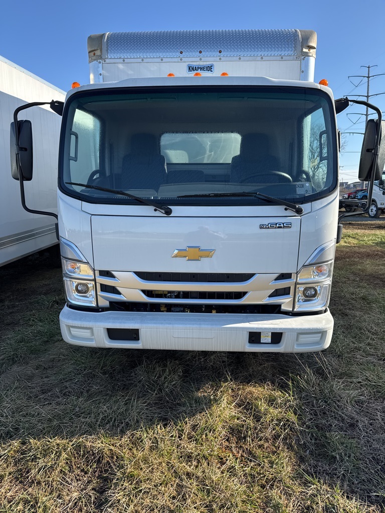 2024 Chevrolet 4500 HG LCF Gas Base Image 2 of 5