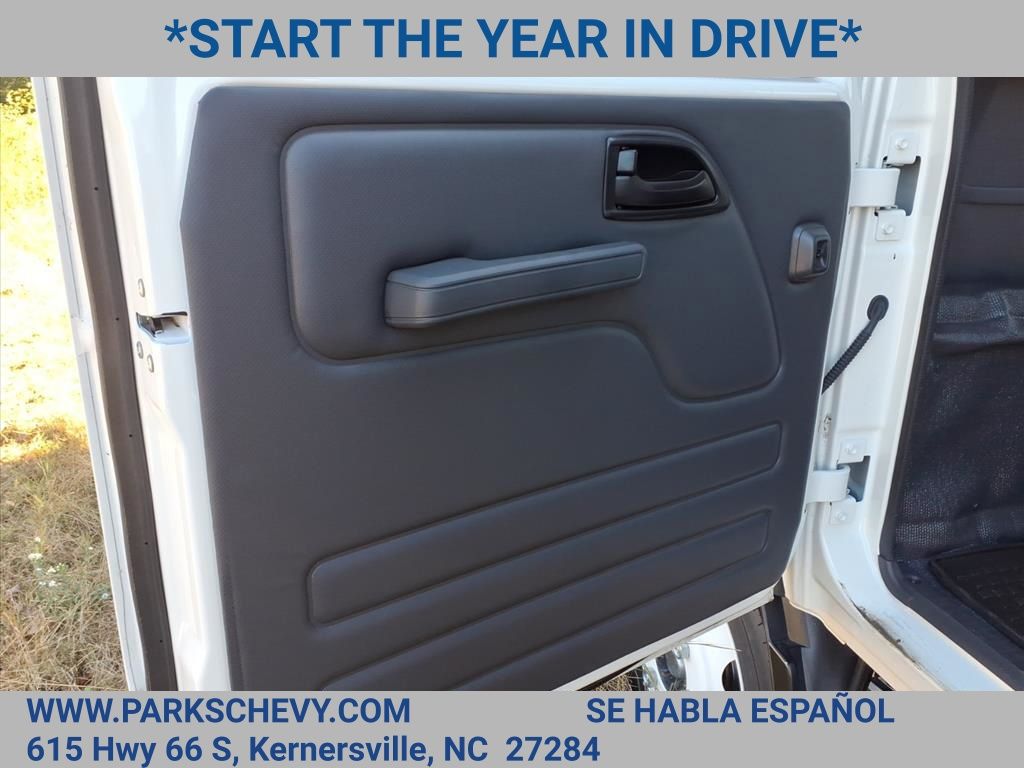 2024 Chevrolet 5500 XG LCF Gas Base Image 9 of 25