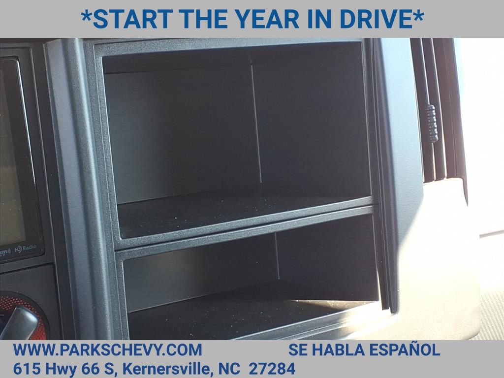 2024 Chevrolet 5500 XG LCF Gas Base Image 17 of 25