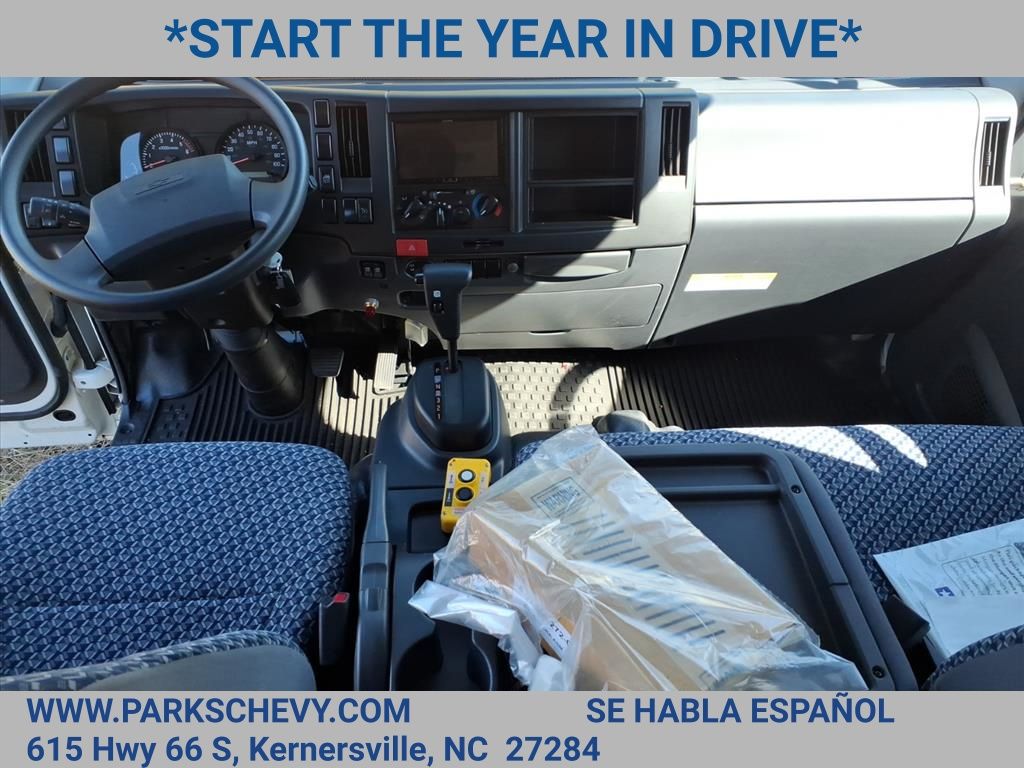 2024 Chevrolet 5500 XG LCF Gas Base Image 18 of 25