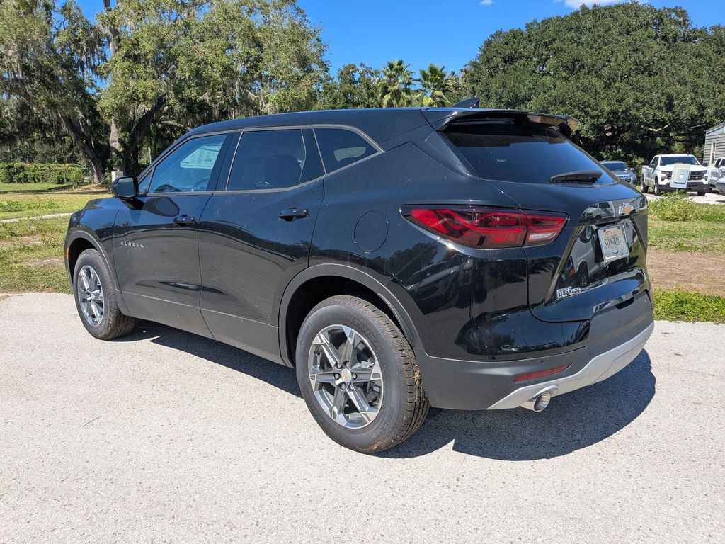 2024 Chevrolet Blazer LT Image 7 of 28