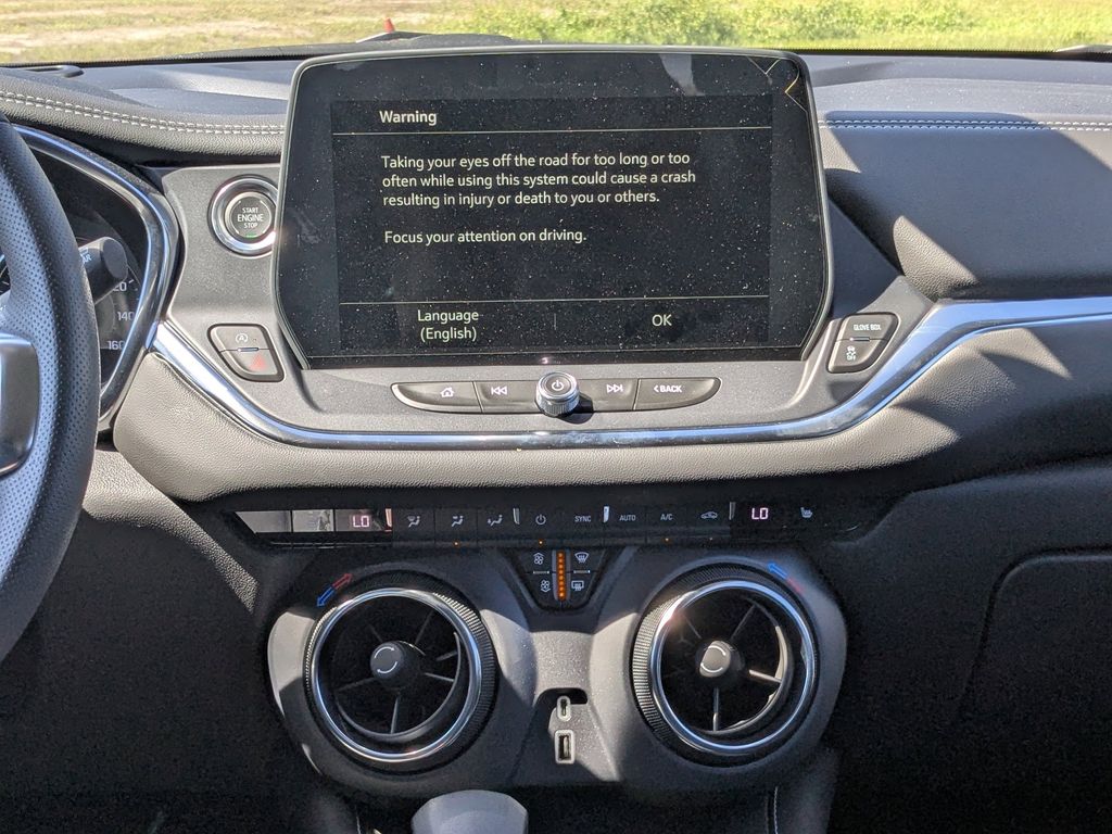 2024 Chevrolet Blazer LT Image 15 of 28