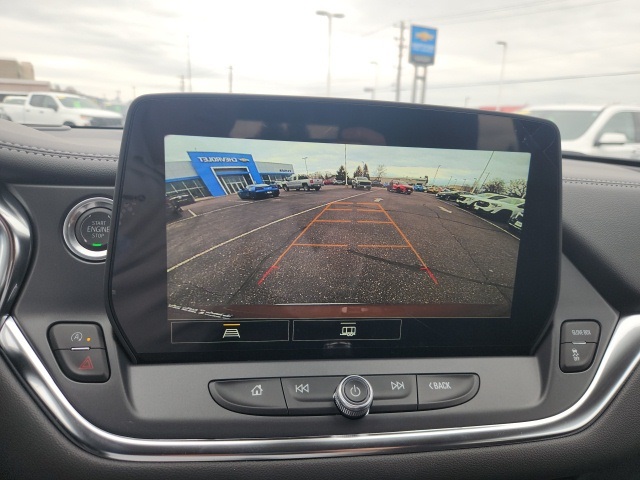Vehicle image 16 of 17